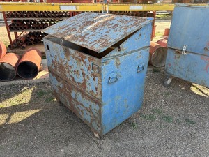 lot 15 image: Slant Lid Metal storage jobbox H 53 x W 30 x 48