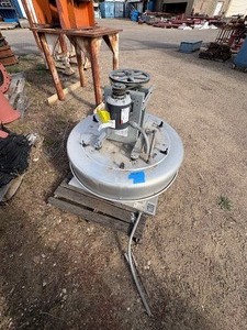lot 32 image: Centrifugal downblast exhaust fan with Dayton Blower Motor