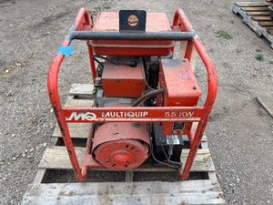lot 54 image: Multiquip generator Fuji Robin Model ET-40DS