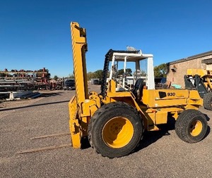 1990 JCB 930 Rough Terrain Forklift- Runs see video