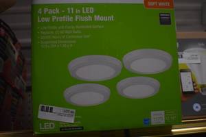 lot 4 image: 11 inch LED Flush Mount