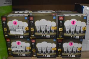 lot 28 image: Light Bulbs