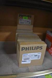 lot 43 image: Phillips compact Fluorescent 4 pin bulbs