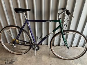 lot 713 image: Trek 730 Hybrid Bicycle - Size Large