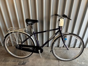lot 725 image: Trek 745 MultiTrack Hybrid Bicycle - Size Medium