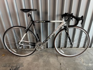 lot 733 image: Univega Road Bike - Campagnolo Equipped - Size Medium