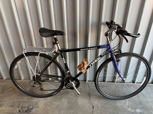 lot 738 image: Trek 750 MultiTrack - Lugged steel frame - Size Medium