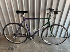 lot 739 image: Trek 730 Hybrid Bicycle - Size Large