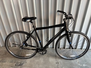 lot 746 image: Felt X City Hybrid Bicycle - Size Medium
