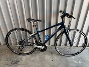 lot 749 image: Trek 7.4 Hybrid Bicycle - Size Small