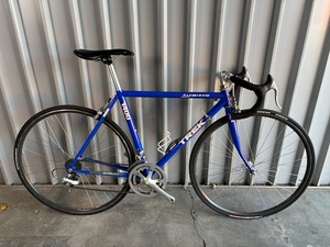 lot 753 image: Trek 1400 Road Bike - Size Medium