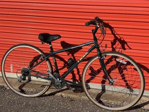 lot 782 image: Trek 730 Multitrack Hybrid Bike - Size Small