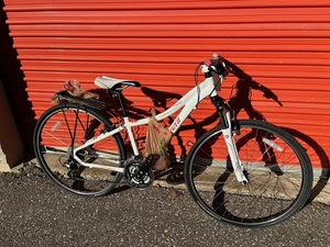 lot 794 image: Specialized Ariel Hybrid Bicycle - Size Small