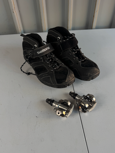 lot 1014 image: Shimano Clipless Mountain Bike Shoes and Pedals