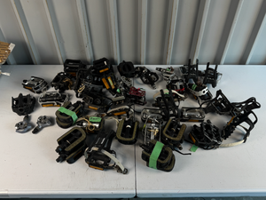 lot 1022 image: Bicycle Pedals Lot