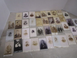 lot 28 image: Antique Cabinet Cards
