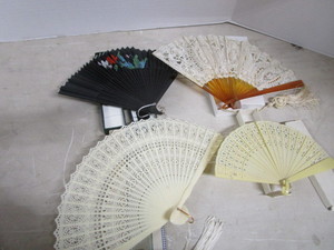 lot 31 image: Fancy Fans