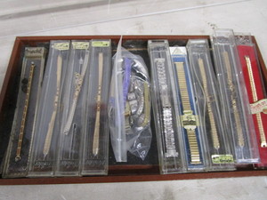 lot 50 image: Watch Bands, Ladies Watches