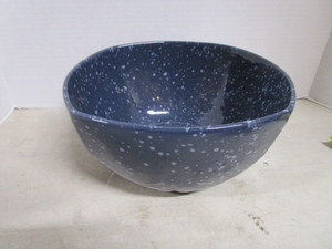 lot 66 image: Frankoma Spatter Bowl #5N