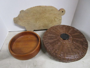 lot 72 image: Pig Cutting Board, Bowl, Sewing Basket