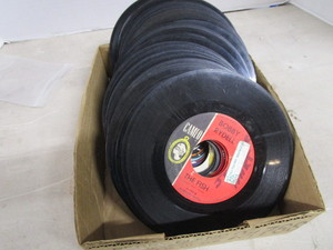 lot 113 image: Records, 45 rpm