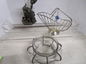 lot 91 image: Cast Bird Vase, Basket, Bowl