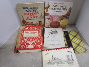 lot 136 image: Cook Books
