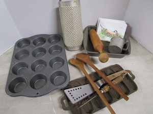 lot 145 image: Corn Pan, Muffin Tin, Grater, Utensils