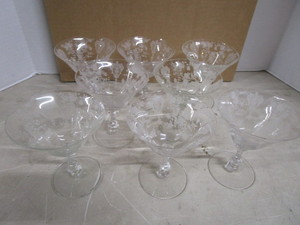 lot 146 image: Etched Wine Glasses, Antique