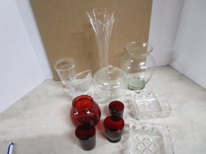 lot 148 image: Vases, Candy Dishes, Spooner