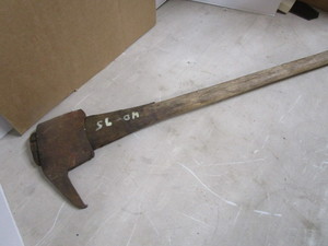 lot 152 image: Picaroon, Antique