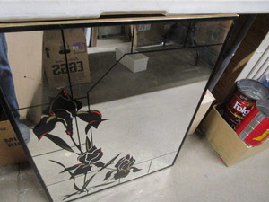 lot 162 image: Mirror With Iris