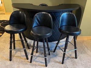 UL - Vintage Curved Bar with 4 Swivel Stools