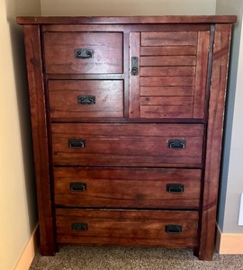 lot 84 image: ULMBR - Wooden Dresser with 5 Drawers and Cabinet Compartment