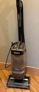 lot 108 image: LNDRY - Shark Rotator Lift-Away Upright Vacuum in Good Condition