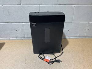 lot 211 image: Fellowes Cross-Cut Deskside Paper Shredder for Home Office