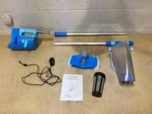 lot 415 image: Cordless Handheld Pool Vacuum Cleaner with Telescopic Pole