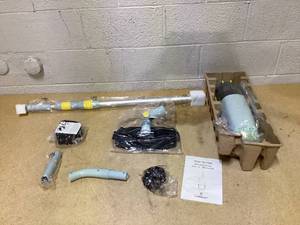 lot 441 image: Handheld Pool Vacuum Cleaner S1