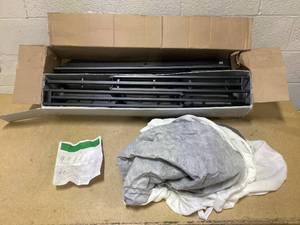 lot 456 image: Full Box Spring 9 Inch High Profile Black Heavy Duty Metal Mattress Foundation with Fabric Cover,Easy Assembly,Non-Slip & Noise-Free