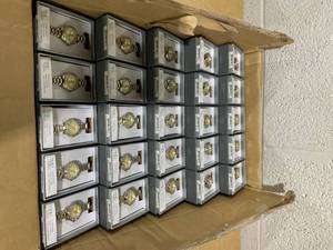 lot 272 image: LOT OF 25 Time & Tru Watches