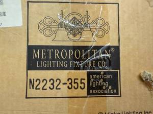 lot 50 image: Metropolitan Lighting N2232-355