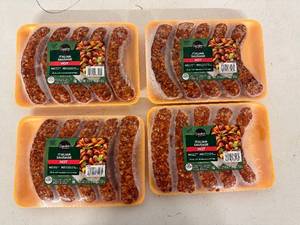 lot 270 image: B. 4x Hot Italian Sausage