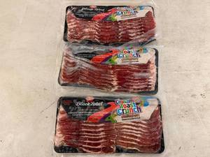 lot 59 image: 3x 12oz Hormel Black Label Bacon-Cinnamon Toast Crunch