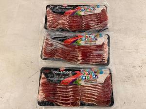 lot 64 image: 3x 12oz Hormel Black Label Bacon-Cinnamon Toast Crunch