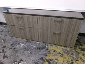 lot 5 image: Credenza