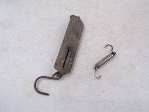 lot 34 image: Pair of Vintage Scales