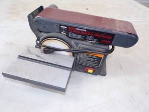 lot 45 image: Craftsman 4 x 36 in Belt Sander 6 Disk Sander