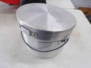 lot 48 image: Camping Cook Set