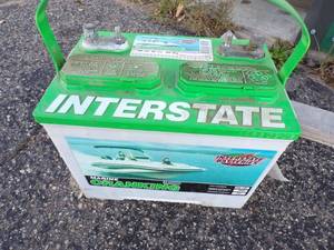 lot 76 image: Interstate Marine Cranking Battery