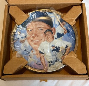 lot 96A image: Mickey Mantle Limited Edition Playe by Sports Impressions